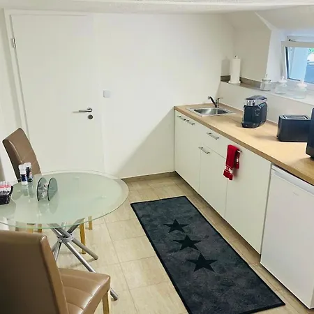 Waldstadt Homes, Apartment