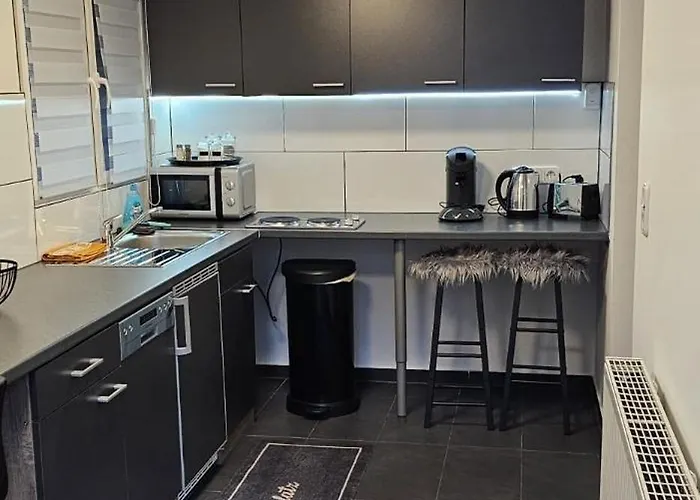 Waldstadt Homes, * Iserlohn